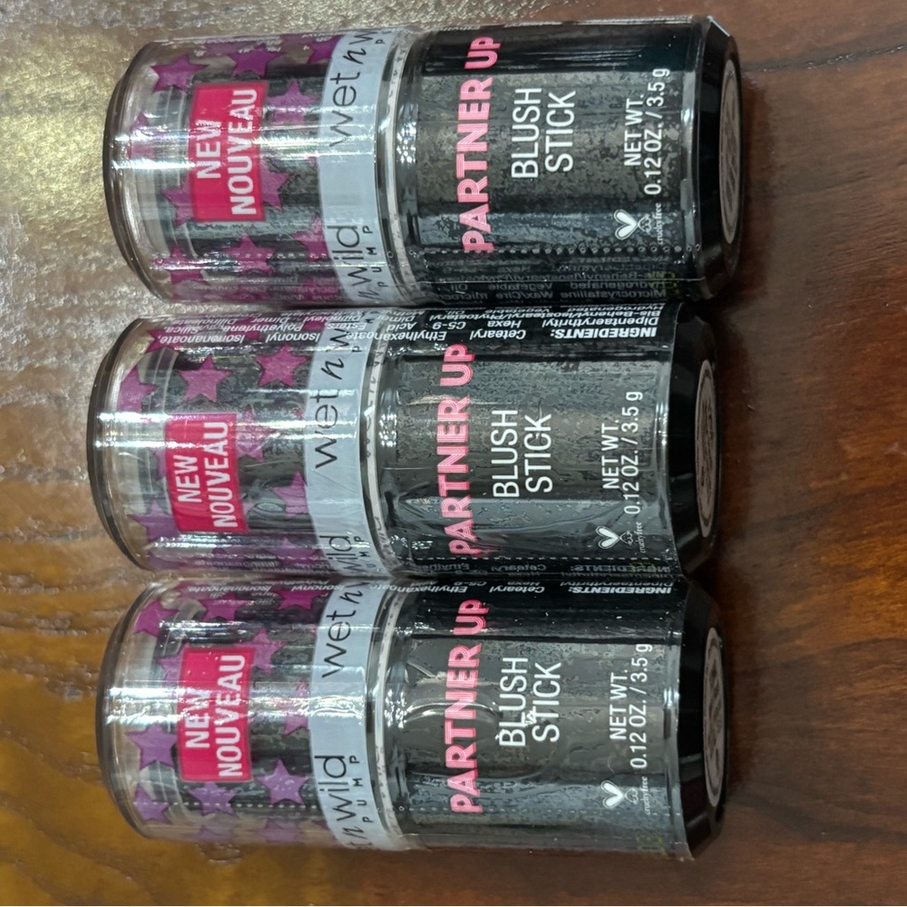 Wet n Wild Partner Up Blush Stick